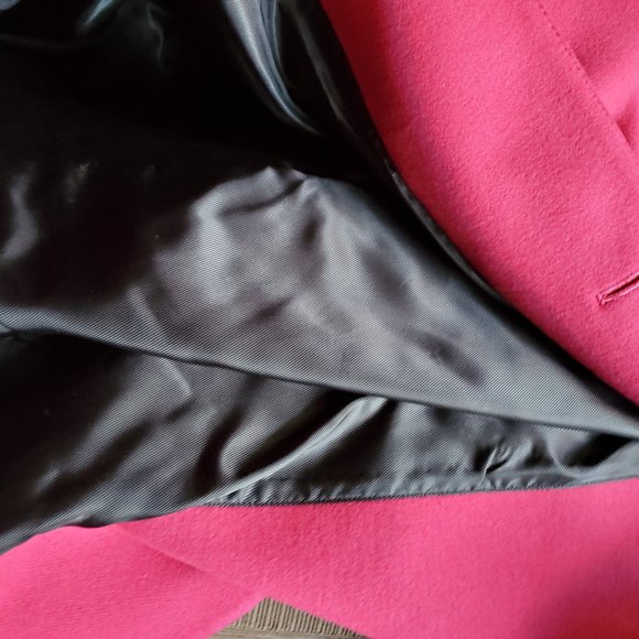 NWT BR magenta women’s full length walker coat. Sz XL - Picture 4 of 8